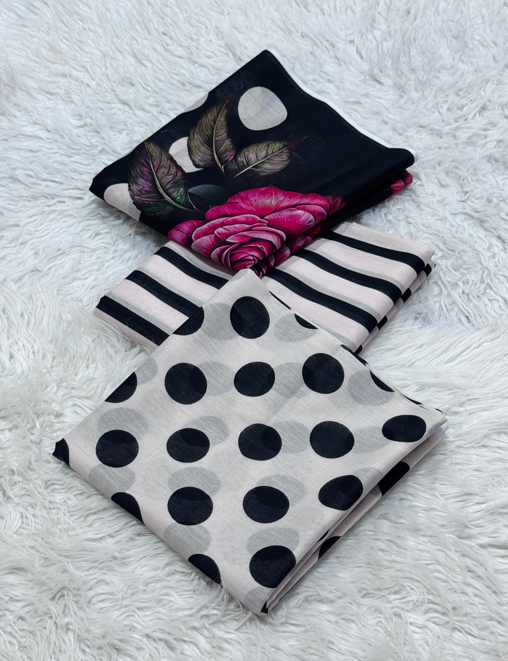 3 piece lawn suit Polka Dots Printed Black