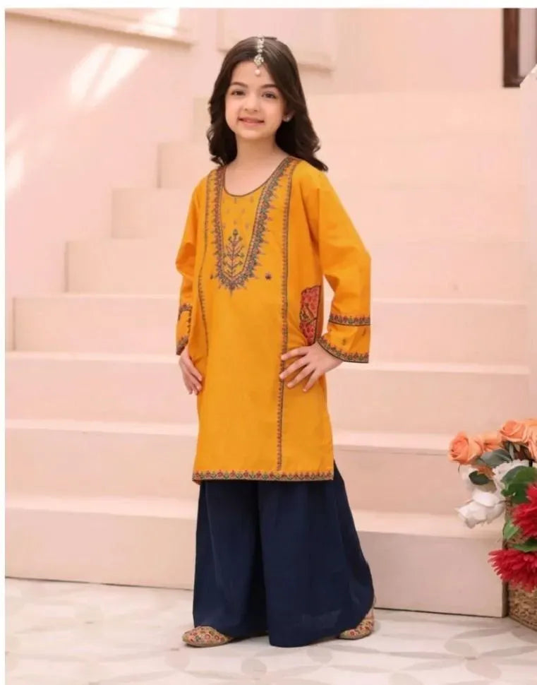 Girls Lawn Embroidered Kurta Set Yellow 3-4Yrs